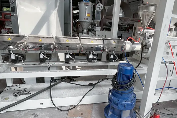 Plastic Extruder