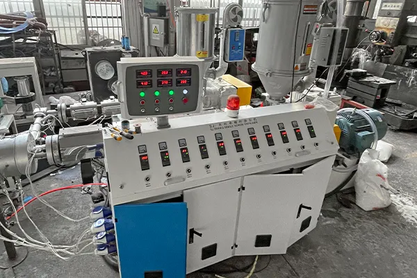 Extruder