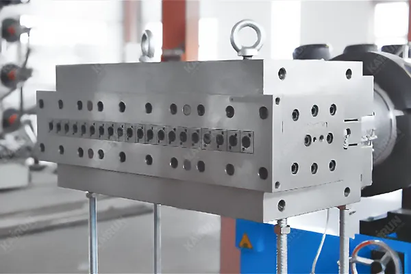 Extrusion Die