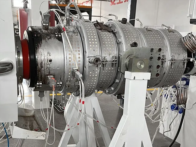 Extrusion Die Head
